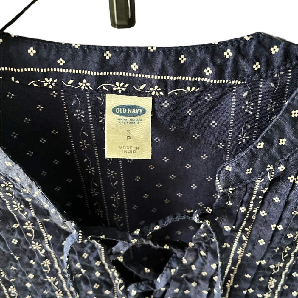 Old Navy Pintuck Swing Dress - Navy Blue and White Size 6 - Picture 9 of 12